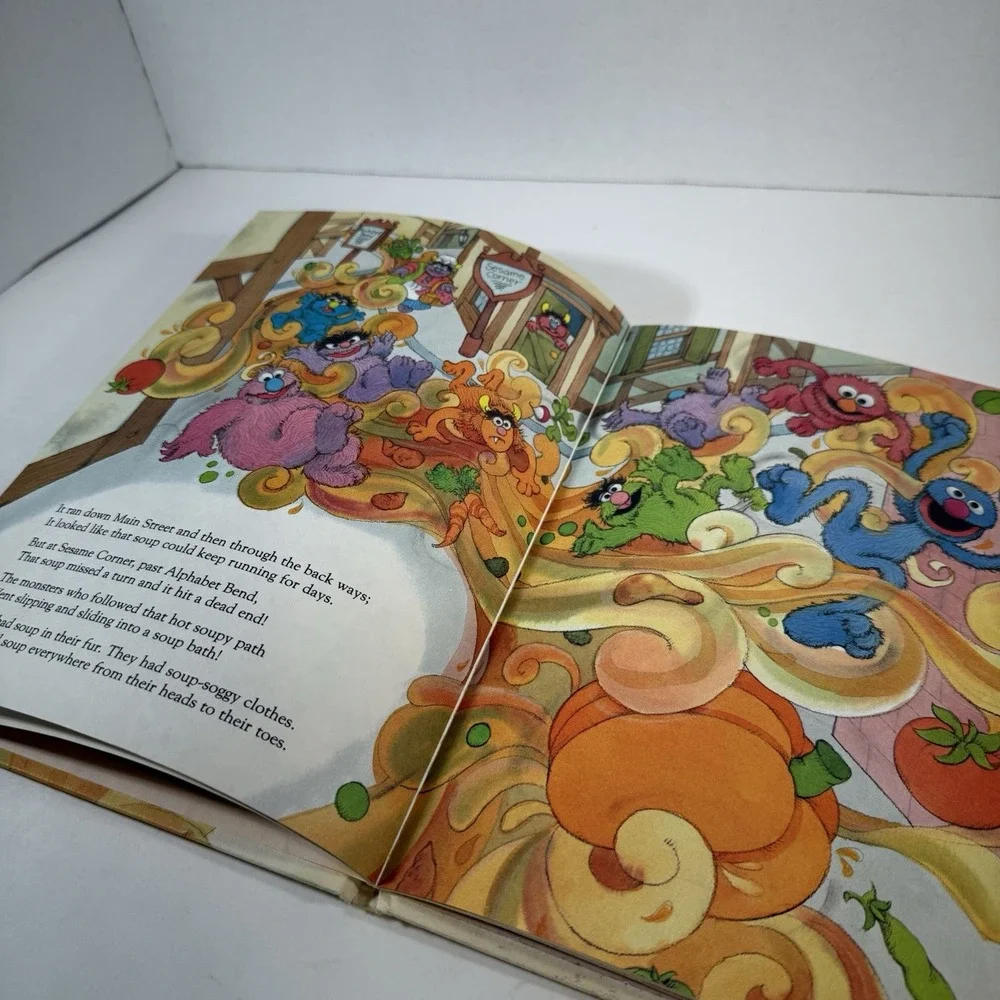 Sesame Street Hardcover Books Lot 2 Sesame Street Word‎ Book & The Runaway Soup